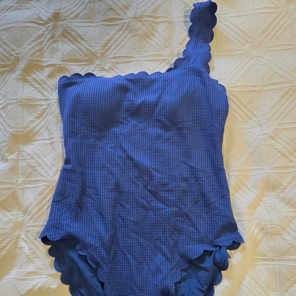 Blue One-Shoulder Swimsuit